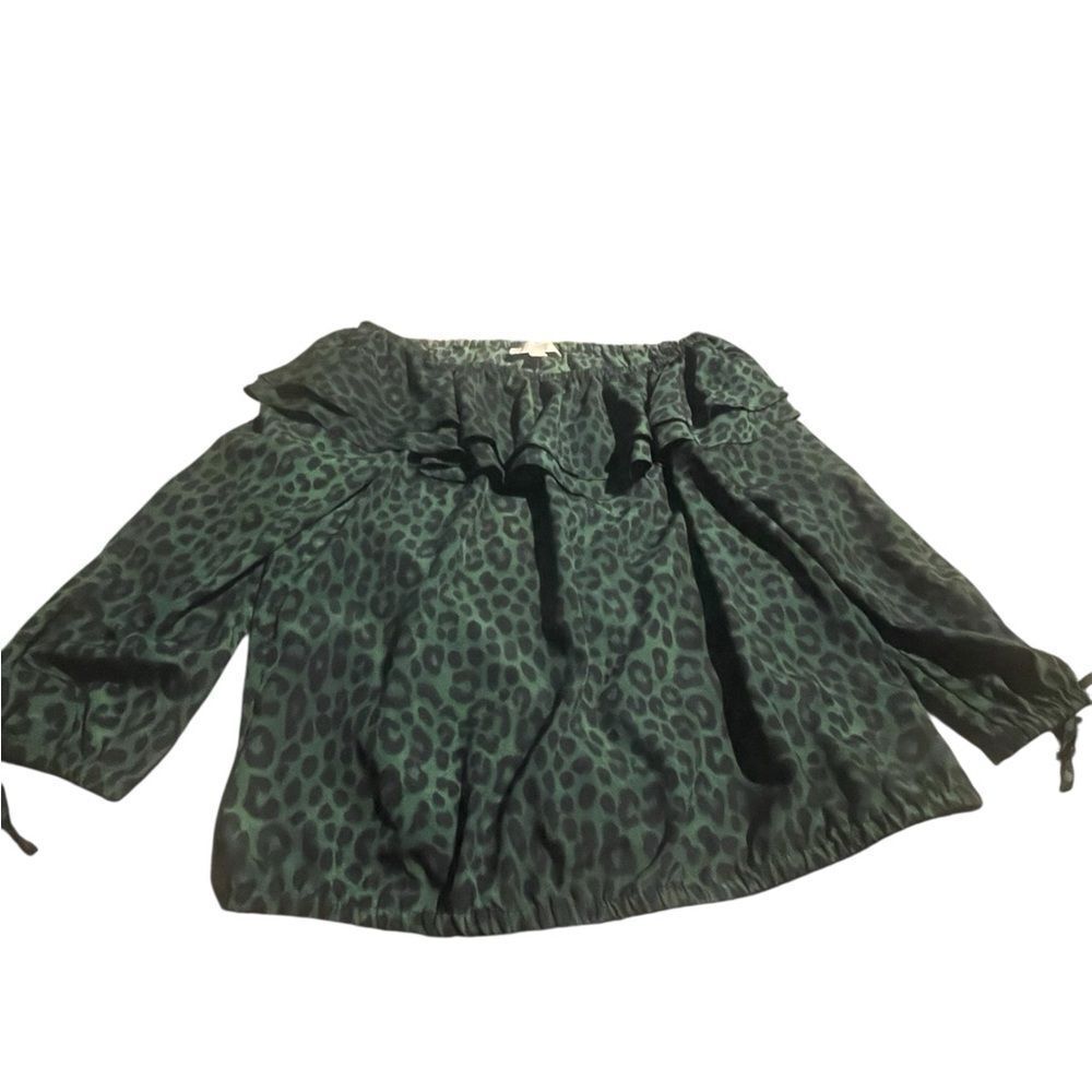 Michael kors Green Leopard Print ladies Top new never worn size large